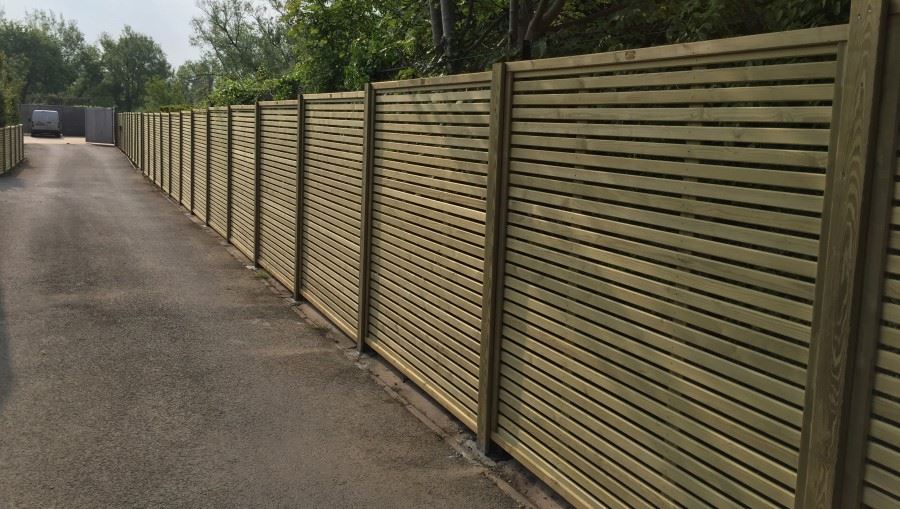 Slatted venetian fence panels