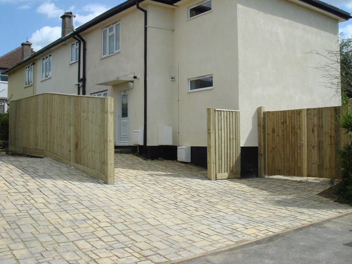 Close board fencing & gates