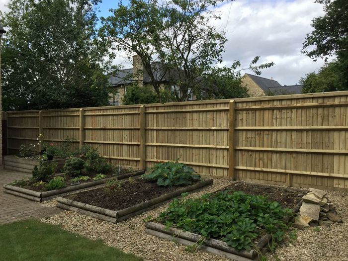 2.1m close board fencing with 4 rails